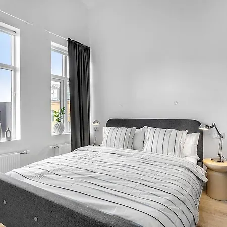 Apartamento Luxury Nest 2b, 1b-heart Of Downtown-free Parking
